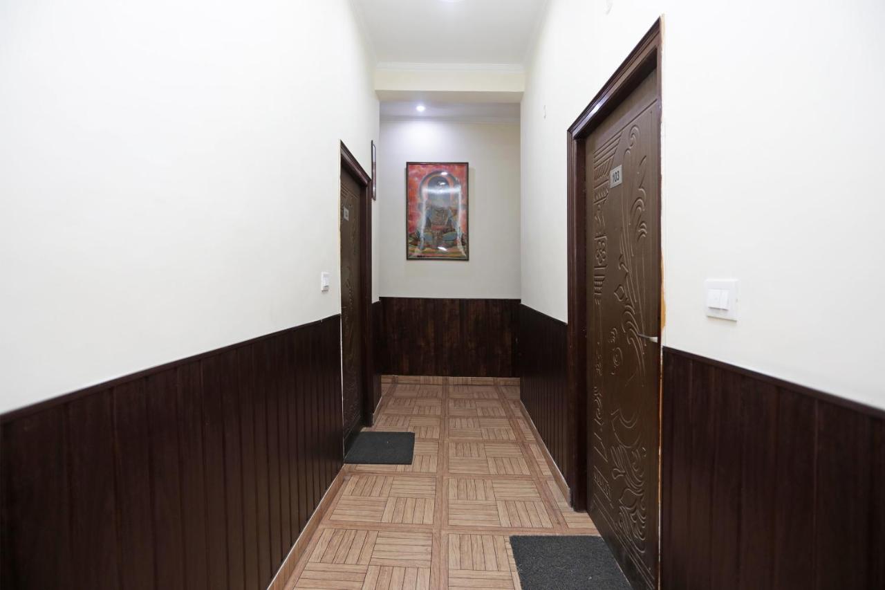 Hotel Vishla Palace By Uttarakhand Hotel Hospitality Narendra Nagar Dış mekan fotoğraf